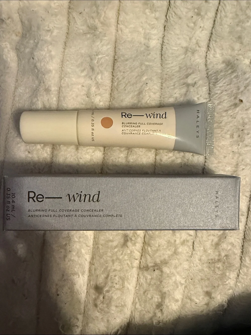 Haley's Rewind Blurring Full Coverage Concealer - Beige